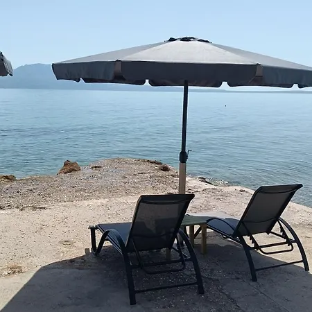 Christinas 3 Konukevi 3*