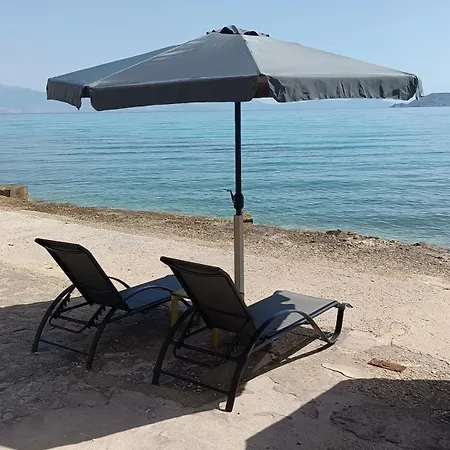 Christinas 3 Konukevi 3*