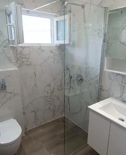 Konukevi Christinas 3