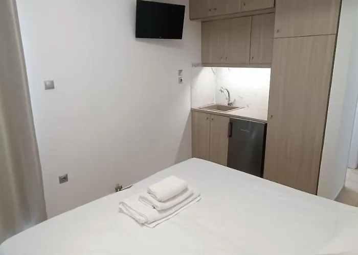 Christinas 3 Konukevi Nerántza