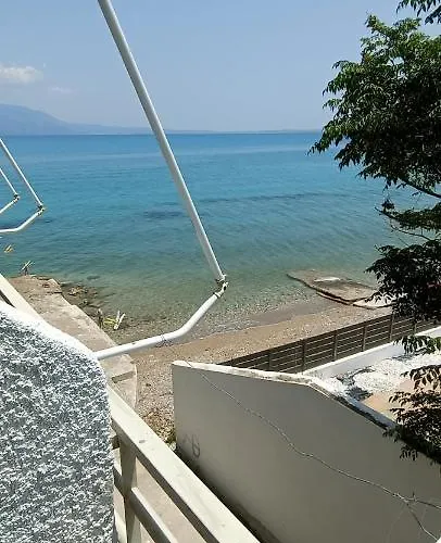 Christinas 3 3* Nerántza